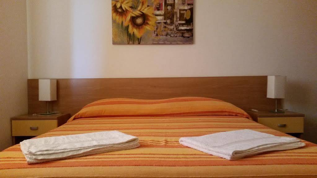 Il Giardino Di Ausonia Bed & Breakfast Reggio Calabria Exterior photo